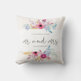 Élégant floral Mr & Mrs mariage Coussin de jet