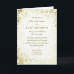 Elégant Gold Vintage Wedding Invitation<br><div class="desc">Belle et élégante décoration de faire-part de mariage dorée avec des vignes et des roses autour de la frontière et un fond de coeur au centre. Le design a une fausse texture imprimée pour un vieux look de papier. Ce même design se décline en vert, rouge/rose, violet, bleu, or antique...</div>