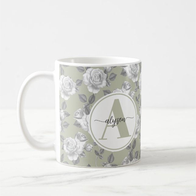 Elégant jardin Rose à Sage Green Monogram Mug (Gauche)