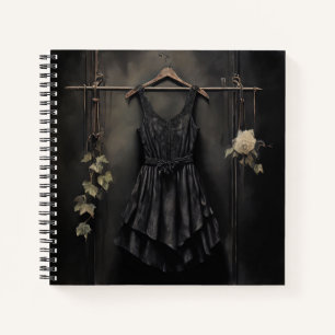 Élégant LBD Vintage Fashion Journal