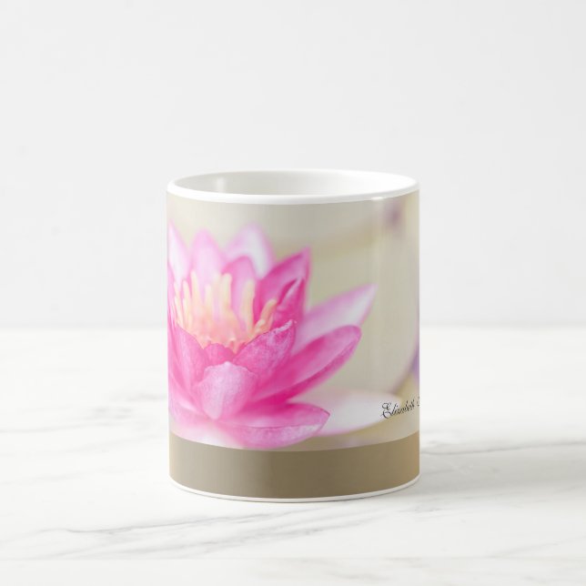 Élégant Lotus Doré, Mug de Yoga (Centre)