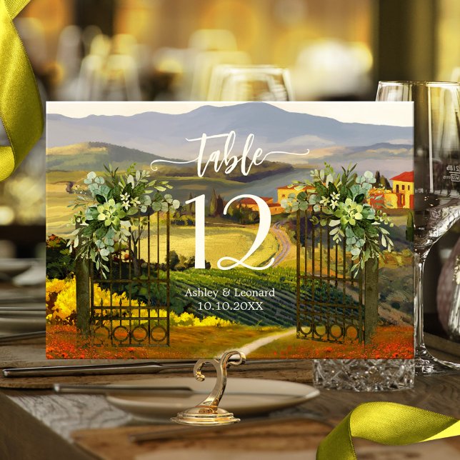Elégant Mariage d'Art fin italien Carte Numéro de  (Wedding table number card featuring a painting  of a Tuscan Italian landscape)