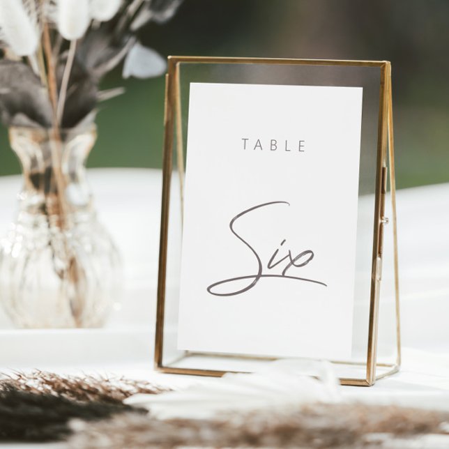 Élégant Mariage de calligraphie moderne Numéro de  (Elegant Budget Calligraphy Wedding Table Number)
