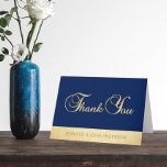 Elégant Marine Blue Gold Mariage Merci<br><div class="desc">Dites MERCI à vos invités avec ces belles cartes,  une d'une gentille. Arrière - plan bleu marine (peut être changé en n'importe quelle couleur),  avec fausse interdiction de feuille d'or. Nom de l'option. Parfait pour mariage,  anniversaire,  fête... .</div>