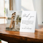 Élégant minimaliste Merci Mariage photo Invitat<br><div class="desc">Faites preuve de gratitude avec nos élégantes cartes de remerciement avec un script moderne et votre photo mariage préférée. Ces cartes offrent un design élégant et minimaliste qui complète parfaitement toute esthétique mariage. Personnalisez-les avec un message sincère d'appréciation pour transmettre vos remerciements à vos amis et à votre famille pour...</div>
