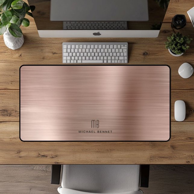 Élégant Monogramme Faux Rose Or brossé métal (Elegant Monogram Faux Rose Gold Brushed Metallic Desk Mat)