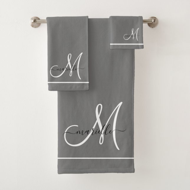 Élégant Monogramme gris blanc Nom du script (En situation)