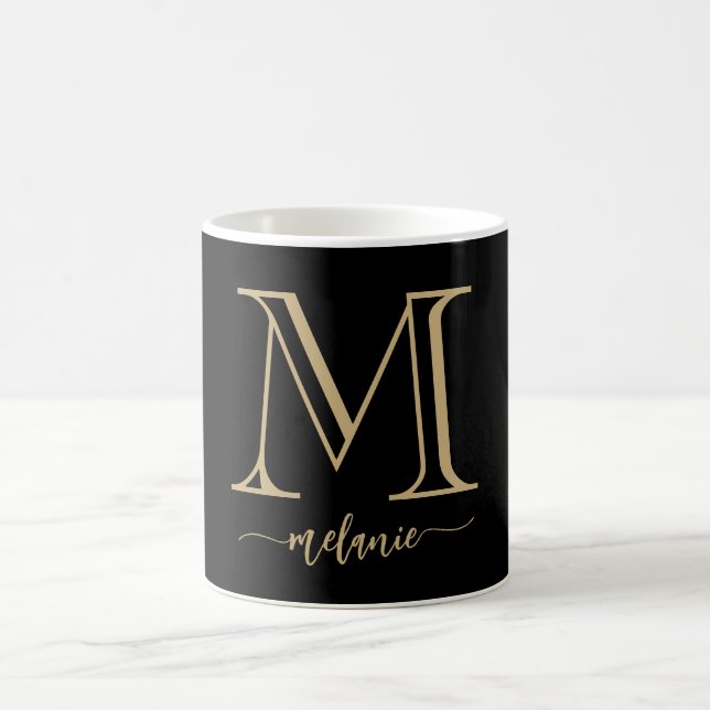 Élégant Monogramme moderne Gold Mug Noir (Centre)