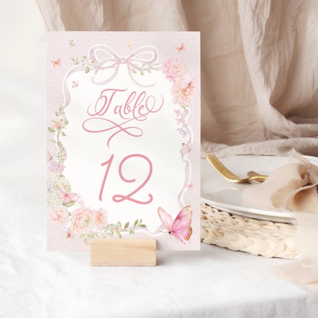Elegant Pink Butterfly Table Number (Créateur téléchargé)