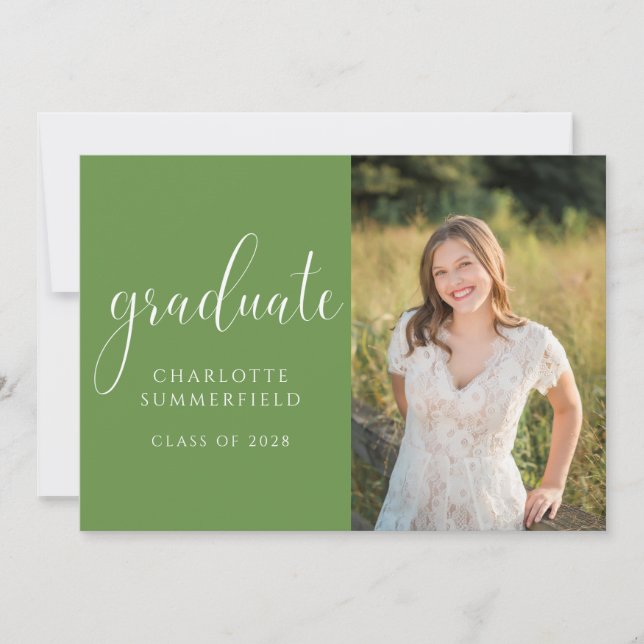 Élégant Script Green Graduation Photo Invitation (Devant)