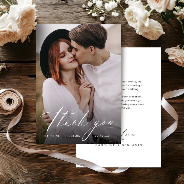 Élégant script moderne minimaliste mariage merci (Elegant modern script minimalist wedding thank you)