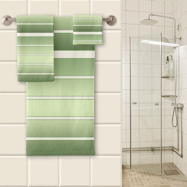 Élégant vert rayé (A beautiful striped bathroom towel set in different shades of green with ivory)