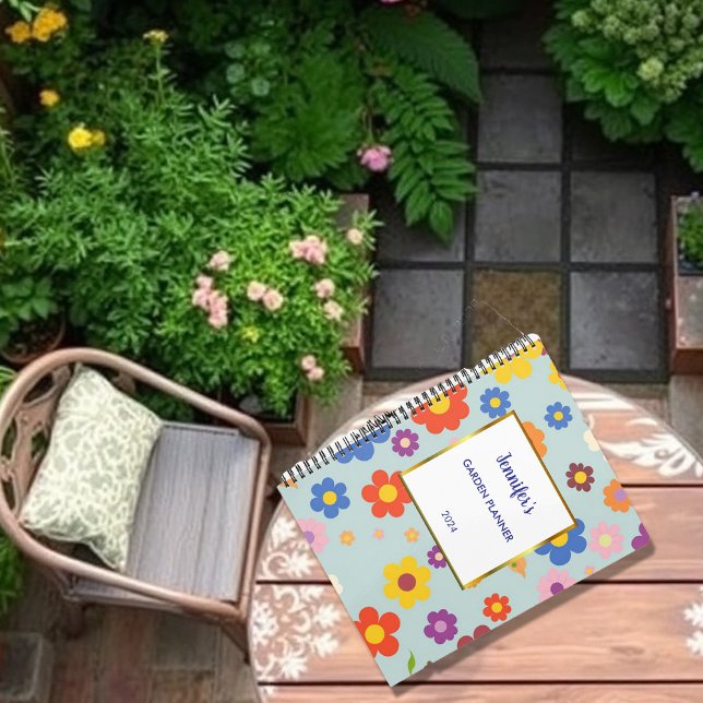 Elégante aquarelle fleurs motif jardin personnel (Elegant watercolor flowers pattern personal garden planner. Planner of all your garden jobs.)