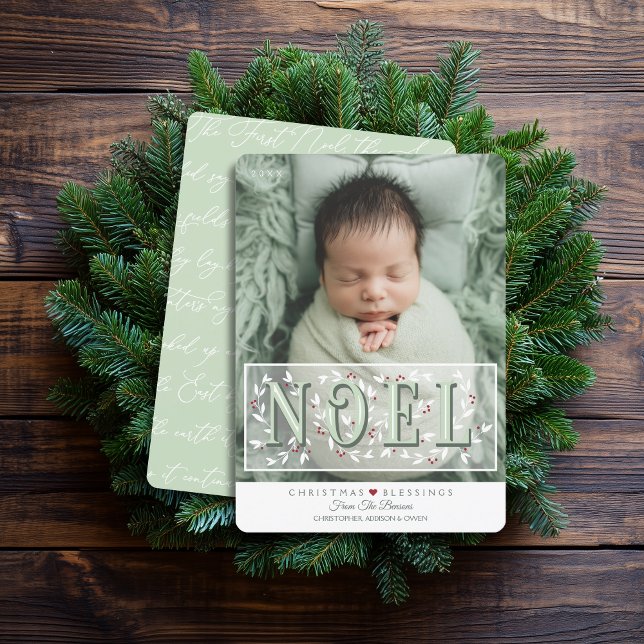 Elégante carte de Noël blanche verte superposée (Shown on a 5" x 7" card with rounded corners)