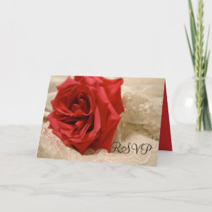 Elégante carte RSVP de luxe Red Rose Lace