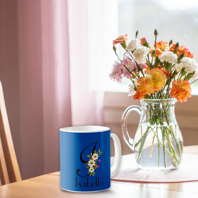 Élégante Mug florale initiale bleu (Créateur téléchargé)