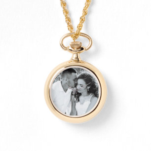 Elégante Photo Moderne Minimaliste Montre Collier