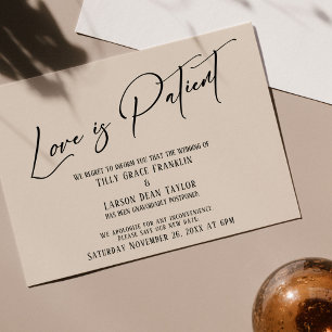 Élégante typographie L'amour est Patient Carte Crè