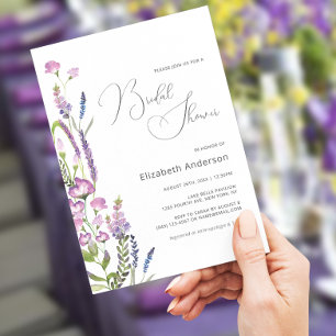 Elégante Violet Floral Bridal Shower Invitation