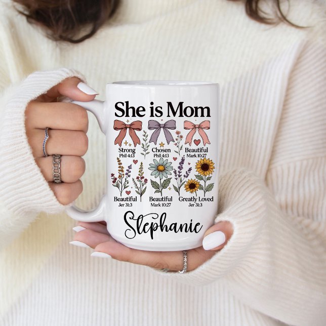 Elle est Maman | Tasse de foi (She is Mom | Faith Mug)