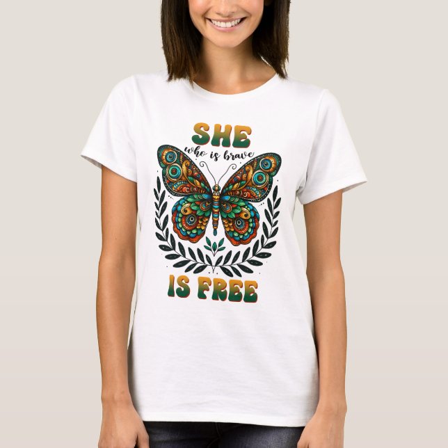 Elle qui est courageuse est libre T-shirt (Devant)