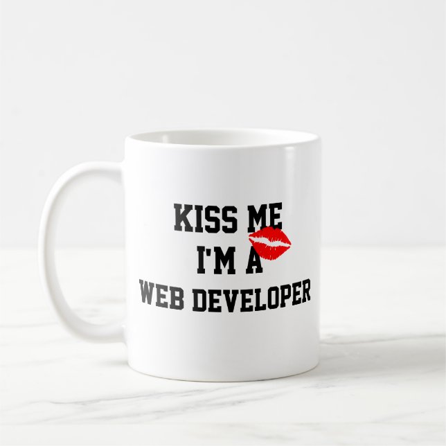 Embrasse-Moi Je Suis Un Développeur Web Mug (Gauche)