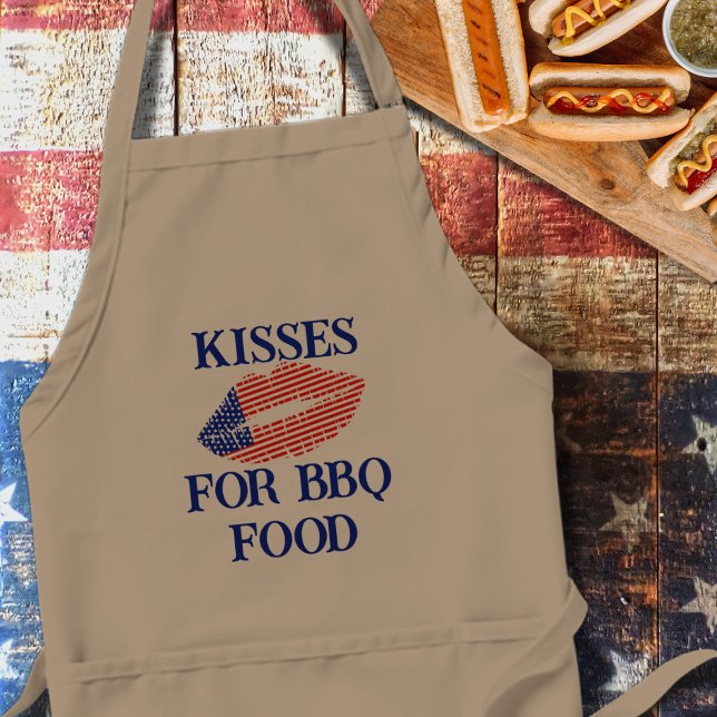 Embrasse-moi le 4 juillet tablier de la fête de l' (Kisses for BBQ Food Apron is the perfect apron to wear for guaranteed kisses at your next BBQ)