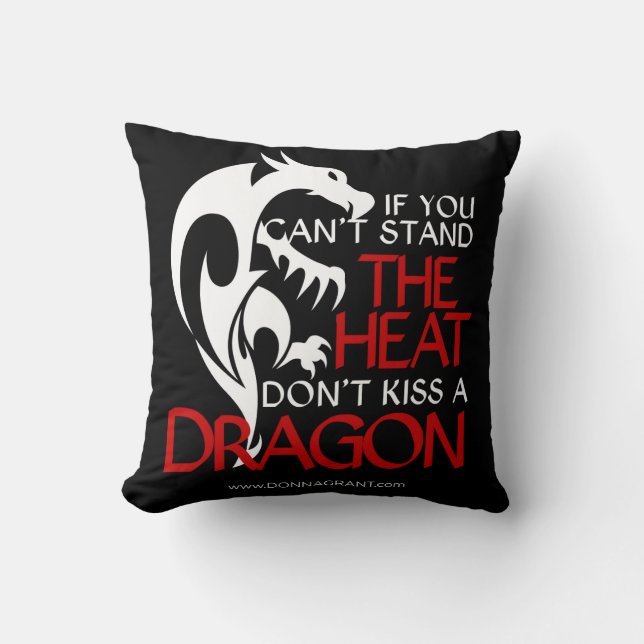 Embrassez un coussin de dragon (Recto)
