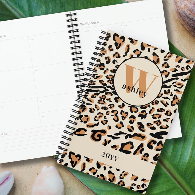 Empreinte de léopard Moderne Monogrammed 2023 Plan (Créateur téléchargé)