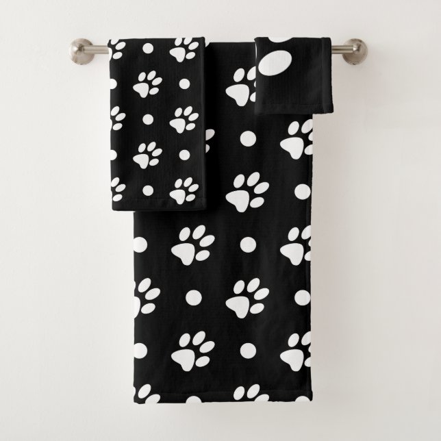 Empreintes de pattes noires et blanches et pois (En situation)