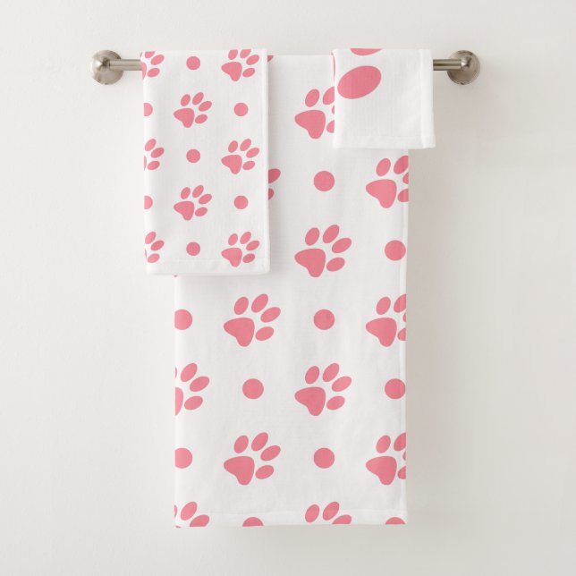 Empreintes de pattes roses et blanches et pois (En situation)