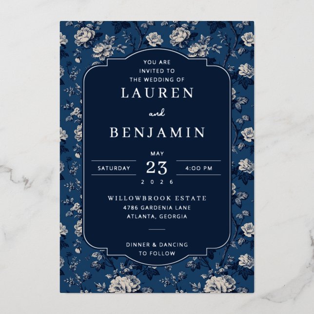 En Aluminium Elegant Navy Floral Wedding Invitation (Recto)