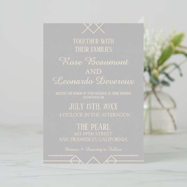 En Aluminium Ivory & Silver Luxe Wedding Invitation (Debout devant)