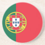 En Grès Dessous de verre avec drapeau du Portugal<br><div class="desc">Améliorez votre expérience culinaire avec notre dessous de verre exquis avec le drapeau du Portugal! Conçu avec une attention minutieuse aux détails, ce dessous de verre célèbre le riche patrimoine et l'importance culturelle du Portugal. Le design présente fièrement le drapeau du Portugal, avec un champ de vert et de rouge...</div>