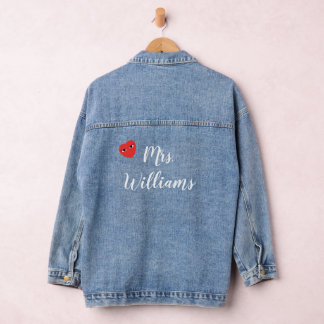 En Jean Mme avec la veste Heart Denim