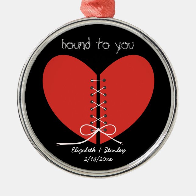 En Métal Deux moitiés d'un coeur noué avec un ornement ruba (Devant)