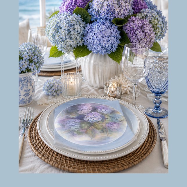 En Papier Serviette de table aquarelle Lilas Hydrangea (Coastal hydrangea paper napkins bring timeless Hamptons style to gatherings and celebrations.)