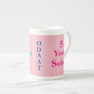 En Porcelaine 5 ans de tasse sobre
