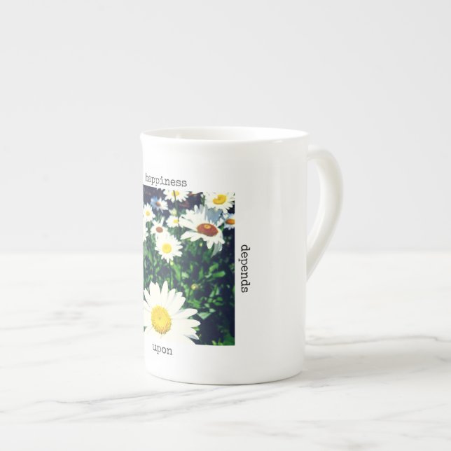 En Porcelaine Le "bonheur dépend de nous-mêmes" tasse de (Devant droit)