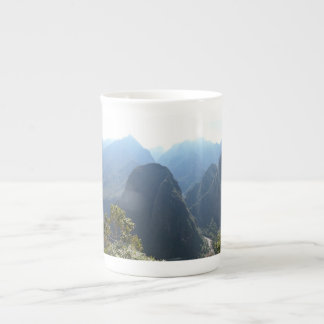En Porcelaine Matin dans la tasse de Machu Picchu