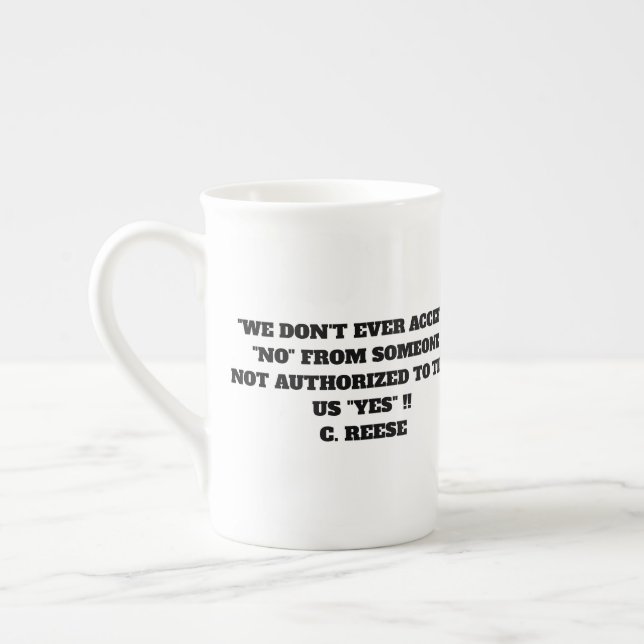 EN PORCELAINE TASSE À CAFE (Gauche)