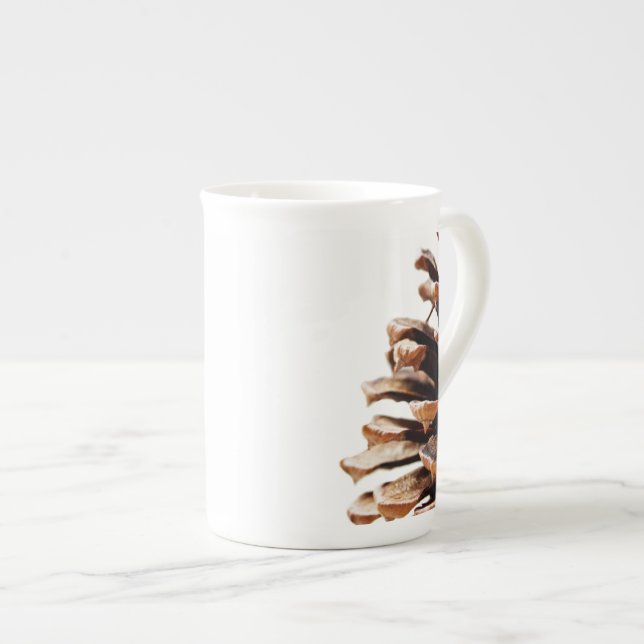 En Porcelaine Tasse de Pinecone (Devant droit)