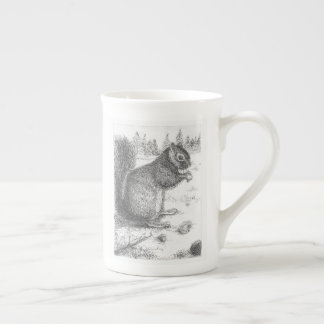En Porcelaine Tasse d'écureuil pour le gauchiste ou le righty