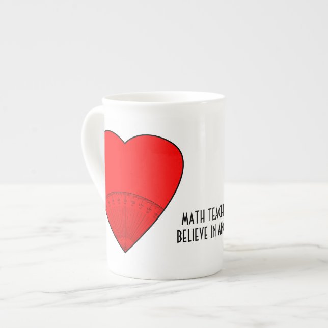En Porcelaine Tasse - les professeurs de maths croient aux (Devant gauche)