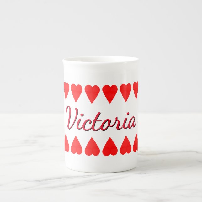 En Porcelaine Tasse - Rangées de cœurs rouges et nom (Devant)