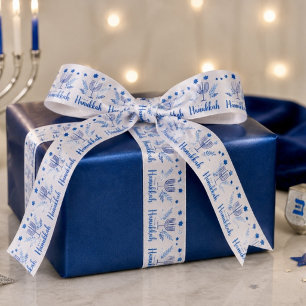 En Satin Ruban de la menorah de Hanukkah