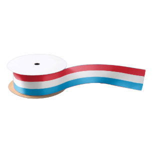 En Satin Ruban Drapeau Luxembourg, patriotes luxembourgeois