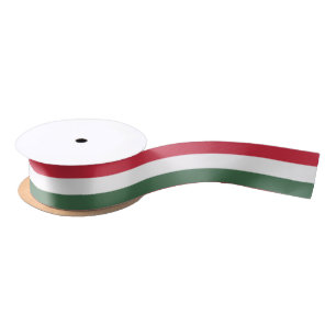 En Satin Ruban hongrois de drapeau