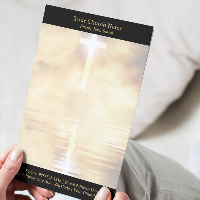 En-tête De Lettre Église de la Croix d'Or réflexion  (Gold Cross Reflection Church Letterhead)