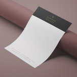 En-tête De Lettre Monogramme Noir | Élégant minimaliste moderne<br><div class="desc">Un design simple et élégant monogramme personnalisé dans une typographie minimaliste dorée moderne sur un arrière - plan noir off. Les initiales et le nom du monogramme peuvent facilement être personnalisés avec la ligne de fonction pour rendre un design aussi unique que vous êtes! Le cadeau ou accessoire sur mesure...</div>